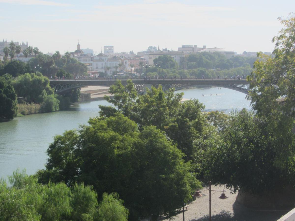 Trianabridgeviews Atico Con Vistas Al Puente De Triana Calle Castilla 38 Sevilla Exteriör bild